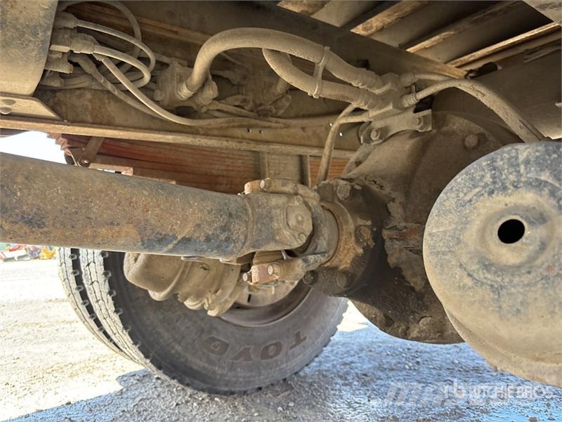Chevrolet C7500 Tipper trucks