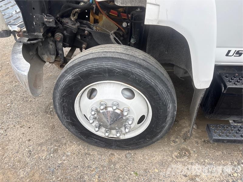 Chevrolet C7500 شاحنات قلابة