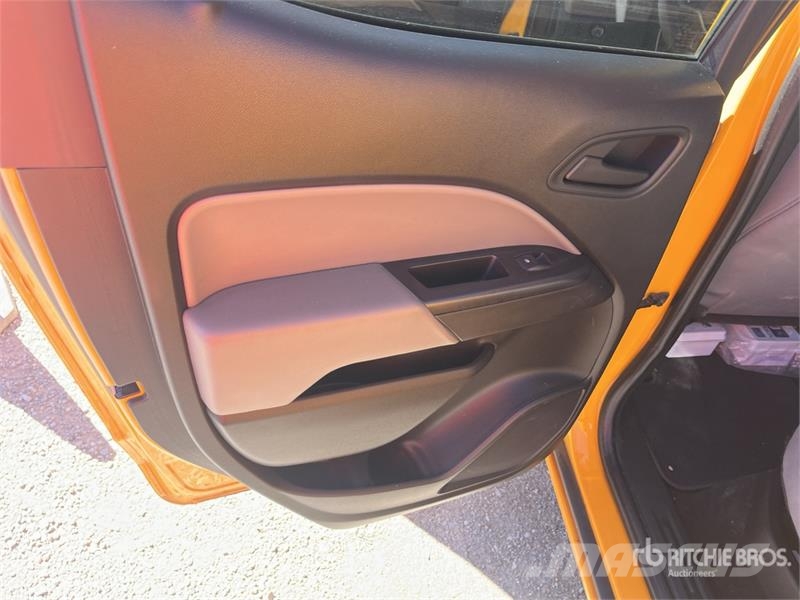 Chevrolet Colorado Прочие фургоны