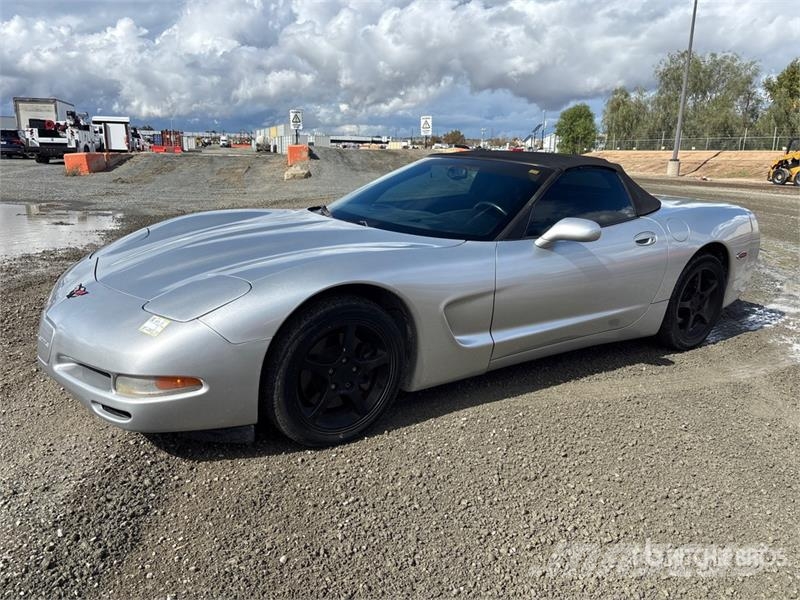 Chevrolet Corvette Automašīnas