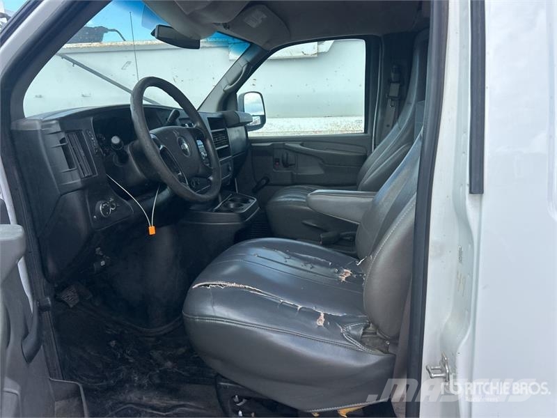 Chevrolet Express Dostavna vozila / kombiji
