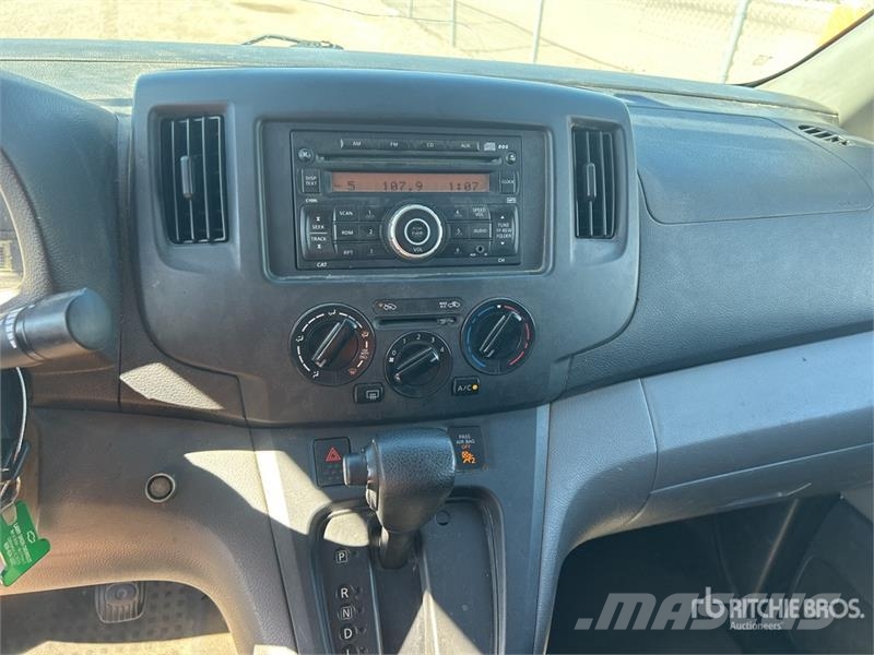 Chevrolet Express Изотермический фургон