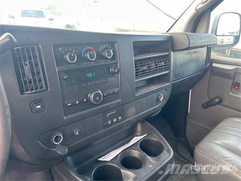 Chevrolet Express 1500 Cargo Van 大型面包车