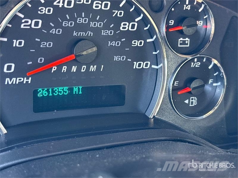 Chevrolet Express 2500 Cargo Van 패널 화물차