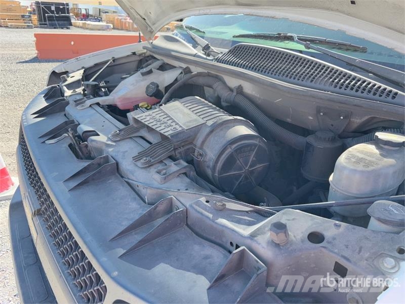 Chevrolet Express 2500 Cargo Van 패널 화물차