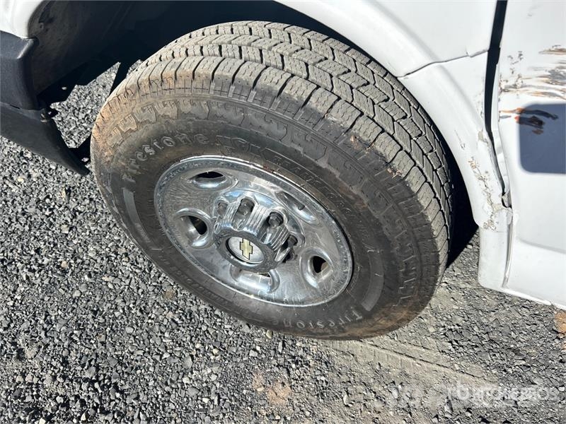 Chevrolet Express 3500 Furgons