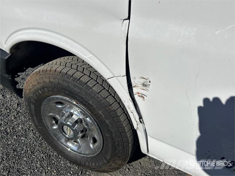 Chevrolet Express 3500 Furgons