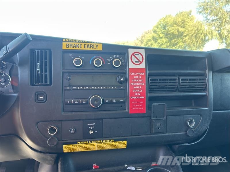 Chevrolet Express 3500 ボックスボディー、ウイング、箱車