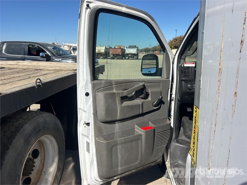 Chevrolet Express 3500 ボックスボディー、ウイング、箱車