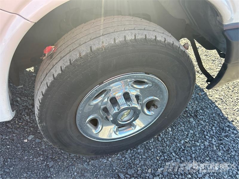 Chevrolet Express 3500 Furgons