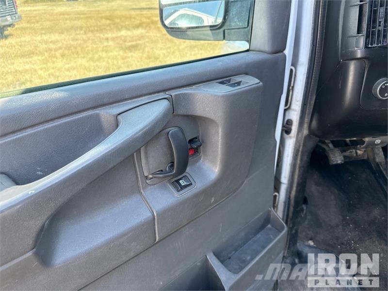 Chevrolet G3500 Panel vans