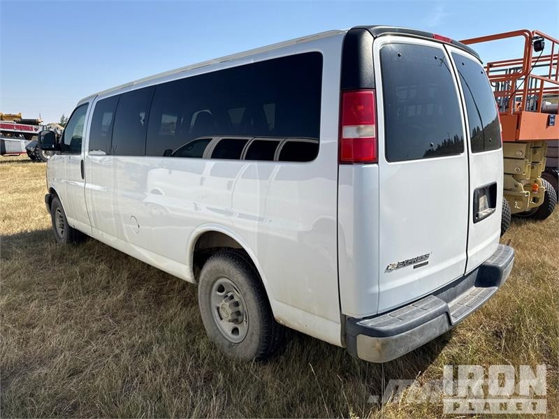 Chevrolet G3500 Panel vans