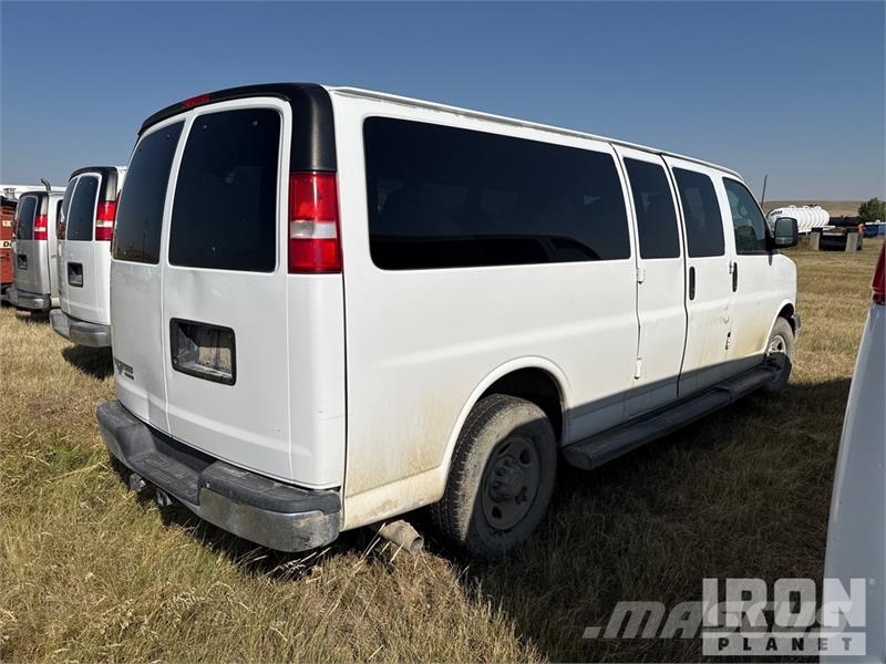 Chevrolet G3500 Panel vans