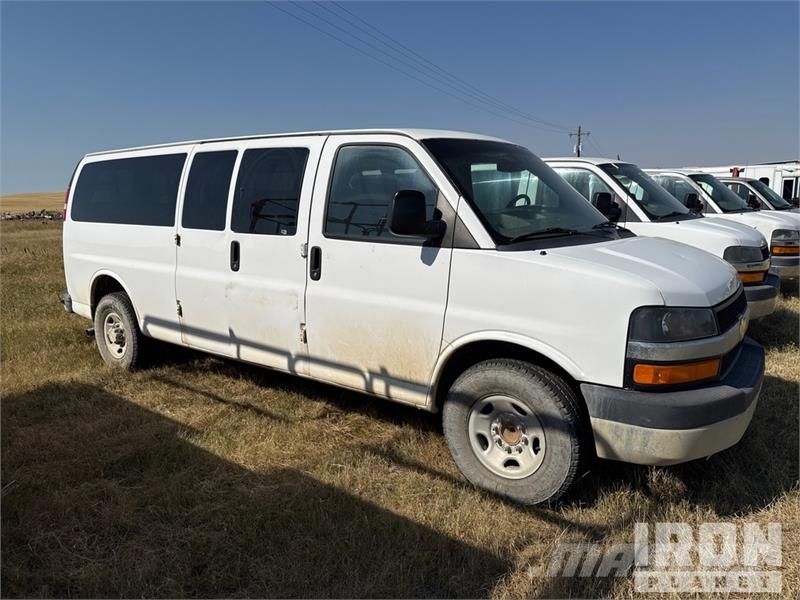 Chevrolet G3500 Panel vans
