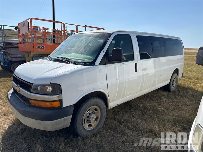 Chevrolet G3500 Panel vans