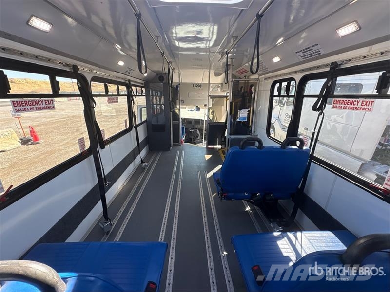 Chevrolet G4500 4x2 Transit Bus Mini-bus