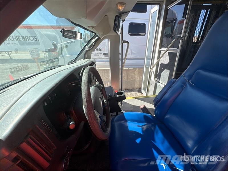 Chevrolet G4500 4x2 Transit Bus Mini-bus
