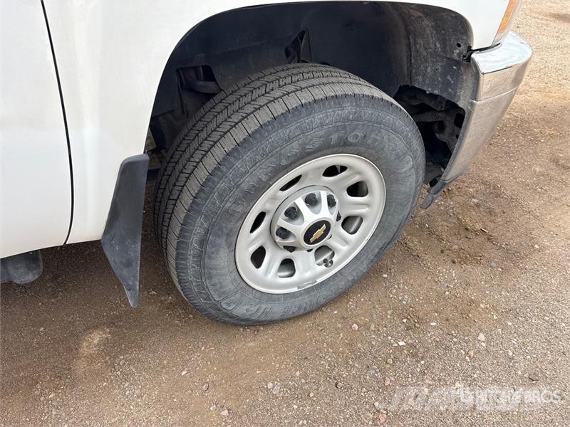 Chevrolet K3500 皮卡车