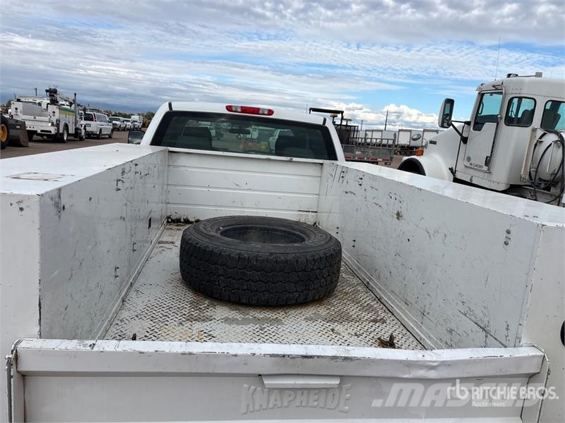 Chevrolet K3500 皮卡车