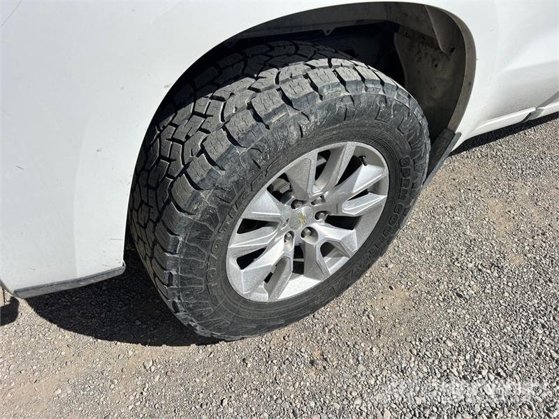 Chevrolet Silverado 1500 4x4 Crew Cab Pickup Ostalo
