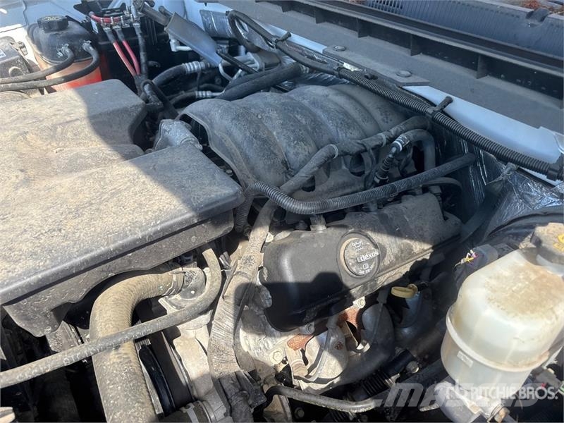 Chevrolet Silverado 1500 4x2 Extended Cab Pickup (Inoperable Muu