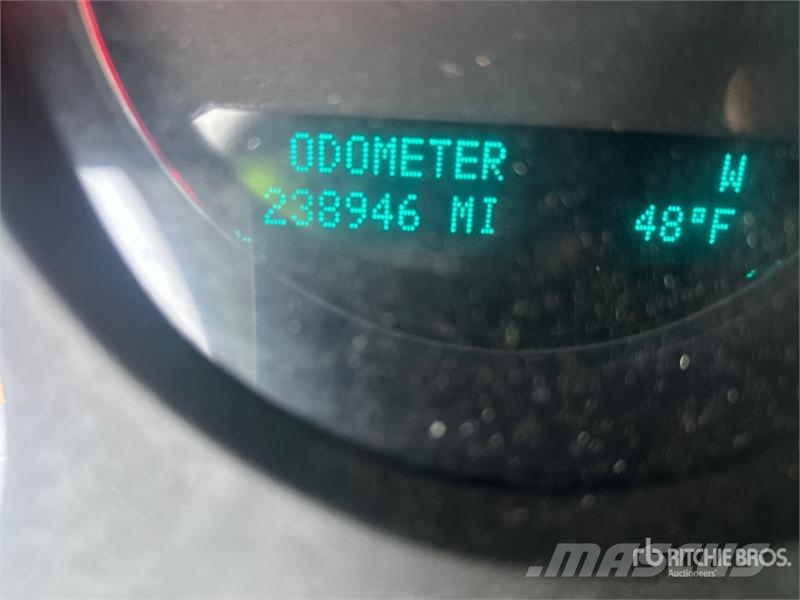 Chevrolet Silverado 1500 LTZ 4x4 Crew Cab Pickup Diger