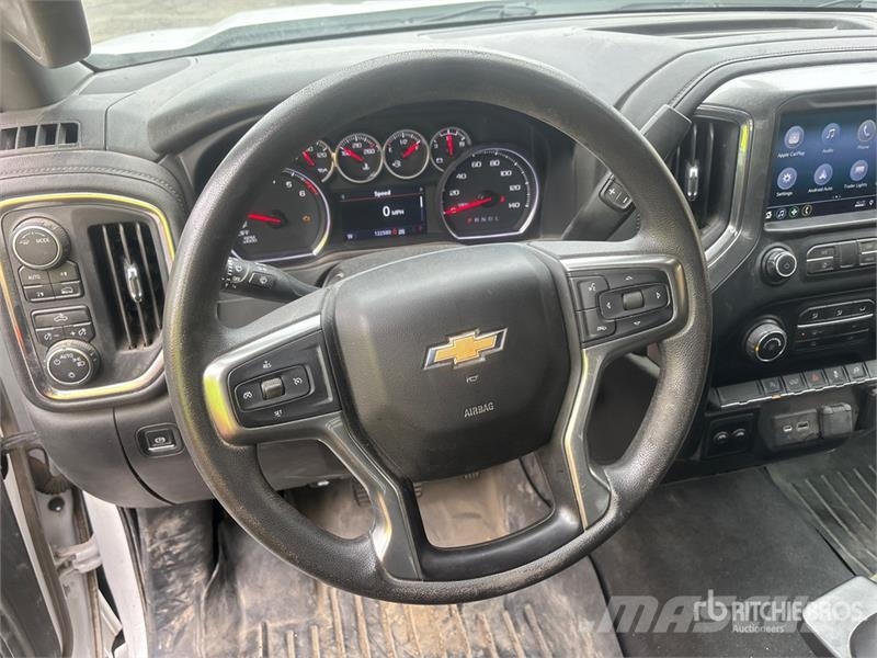 Chevrolet Silverado 1500 4x4 Extended Cab Pickup Ostalo
