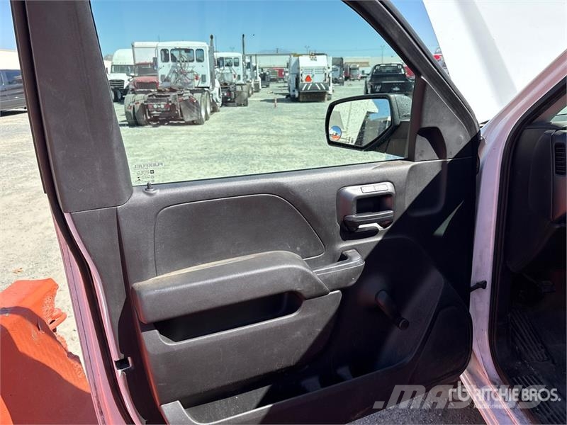 Chevrolet Silverado 1500 4x2 Pickup Egyéb