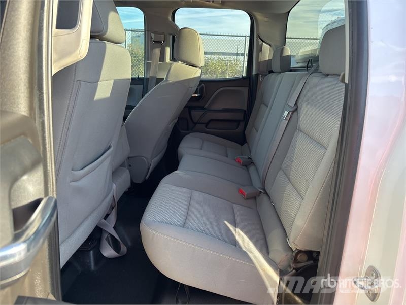 Chevrolet Silverado 1500 4x2 Crew Cab Pickup Други