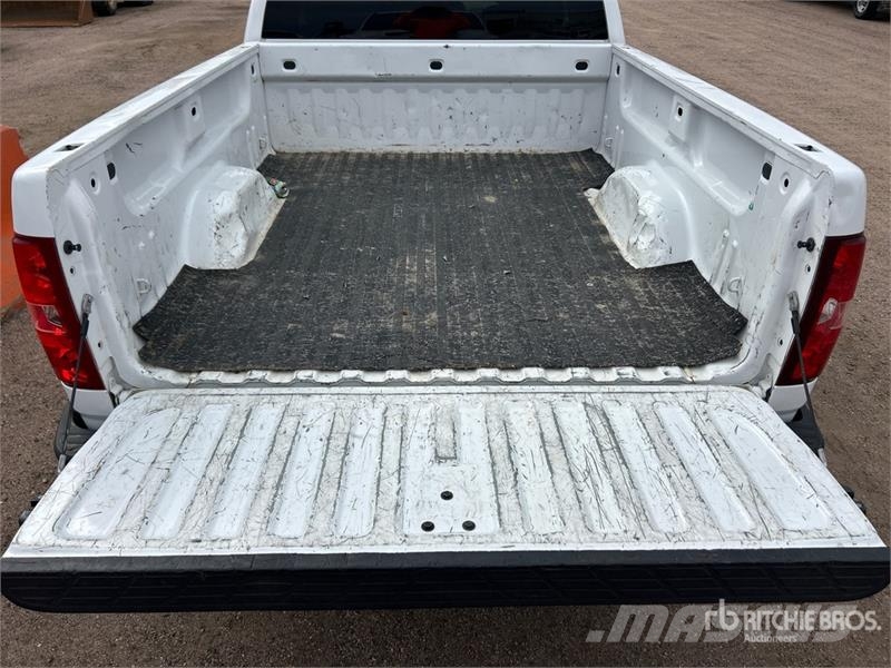 Chevrolet Silverado 1500 4x4 Extended Cab Pickup Andre