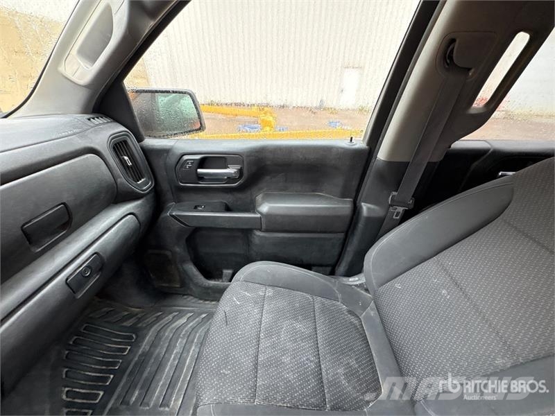 Chevrolet Silverado 1500 4x4 Crew Cab Pickup Άλλα Vans