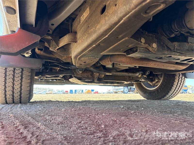 Chevrolet Silverado 1500 4x4 Extended Cab Pickup Otras furgonetas