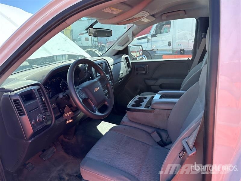 Chevrolet Silverado 1500 4x2 Pickup Egyéb