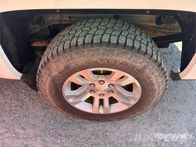 Chevrolet Silverado 1500 4x4 Extended Cab Pickup Прочие фургоны