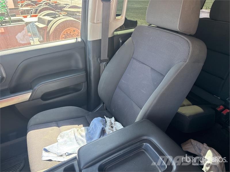Chevrolet Silverado 1500 4x4 Extended Cab Pickup Прочие фургоны