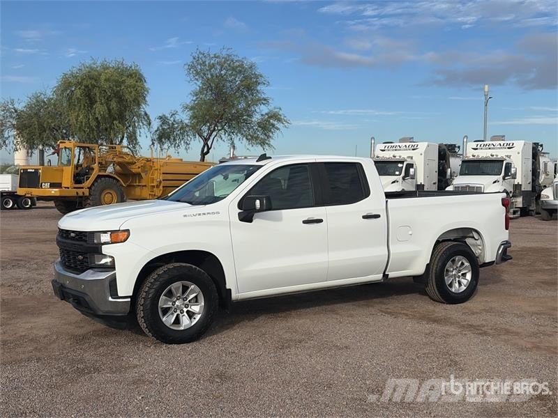 Chevrolet Silverado 1500 4x2 Crew Cab Pickup 其他
