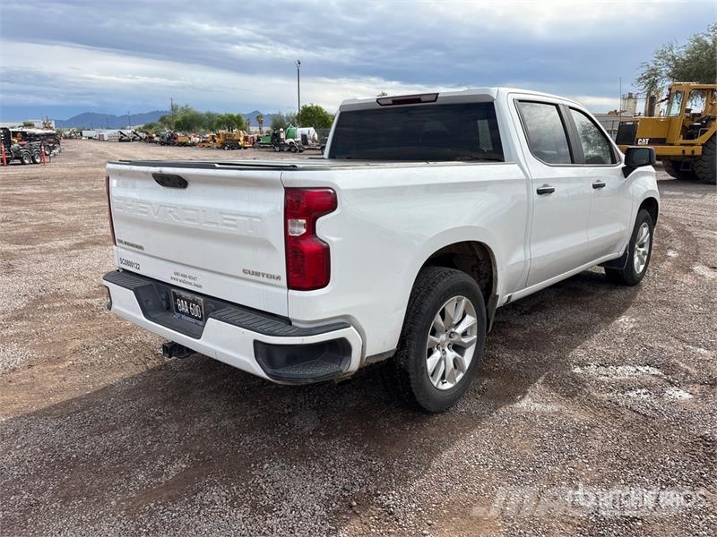 Chevrolet Silverado 1500 4x2 Crew Cab Pickup Other