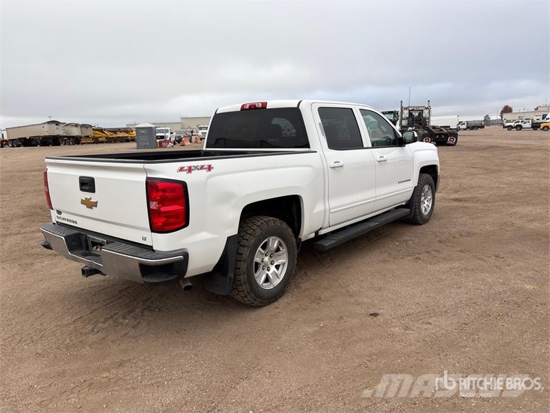 Chevrolet Silverado 1500 4x4 Crew Cab Pickup 其他