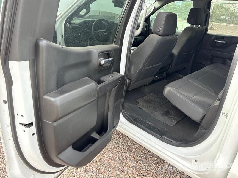 Chevrolet Silverado 1500 4x2 Crew Cab Pickup Other