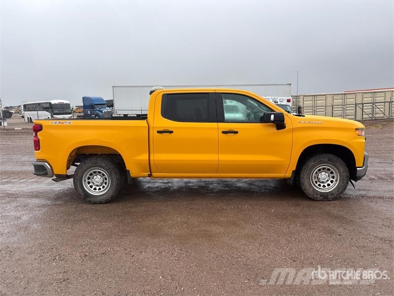 Chevrolet Silverado 1500 4x4 Crew Cab Pickup Άλλα Vans