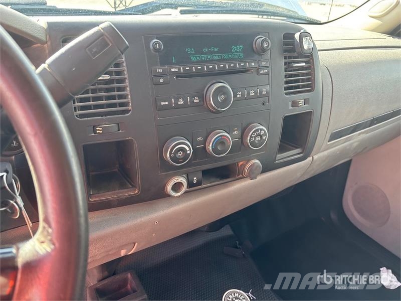 Chevrolet Silverado 1500 其他