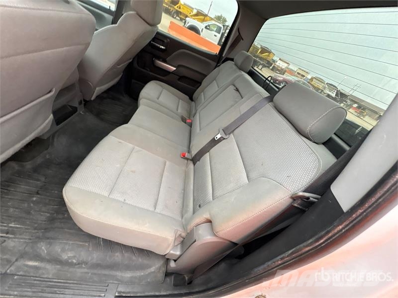 Chevrolet Silverado 1500 4x4 Crew Cab Pickup 其他