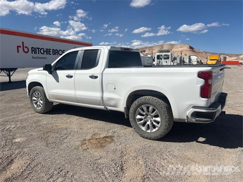 Chevrolet Silverado 1500 Custom 4x4 Extended Cab Pickup Άλλα Vans
