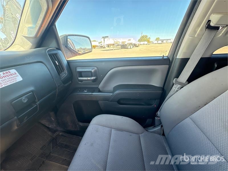 Chevrolet Silverado 1500 4x4 Extended Cab Pickup Drugi