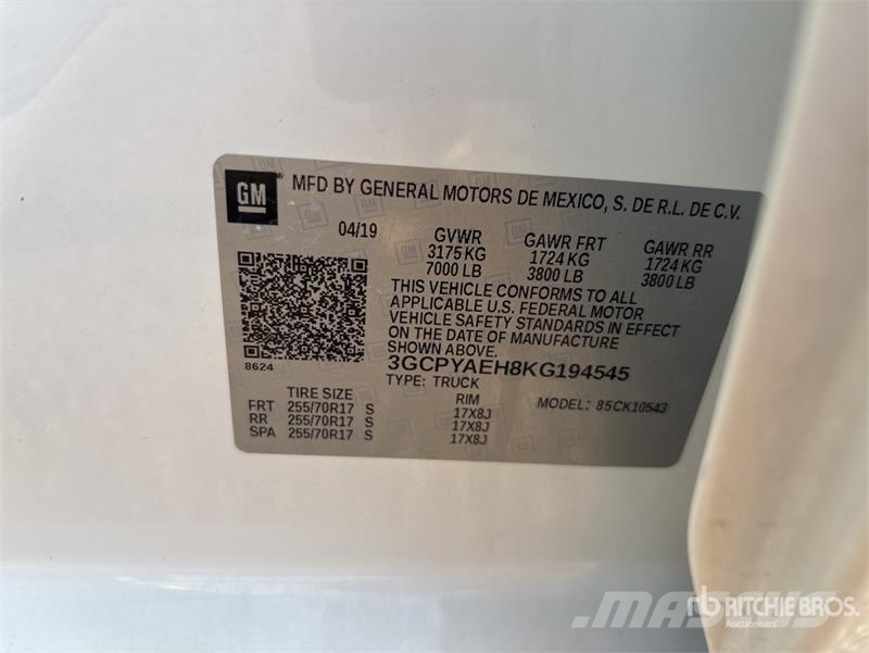 Chevrolet Silverado 1500 4x4 Crew Cab Pickup 其他