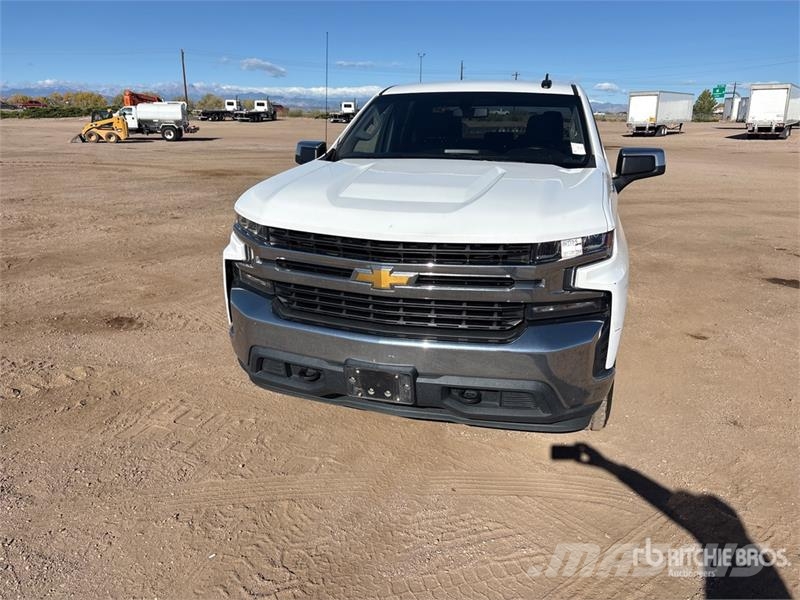 Chevrolet Silverado 1500 4x4 Extended Cab Pickup Otras furgonetas
