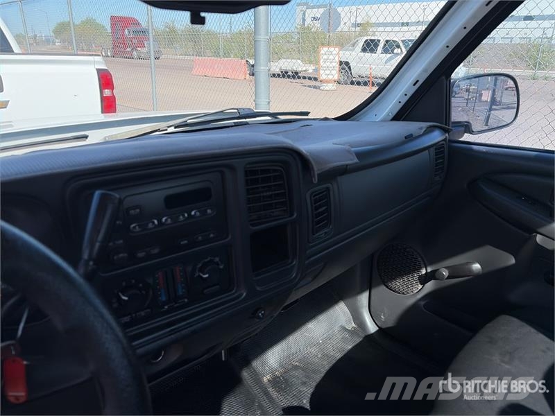 Chevrolet Silverado 1500 4x2 Pickup Andre varebiler