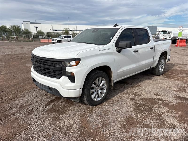 Chevrolet Silverado 1500 4x2 Crew Cab Pickup Other