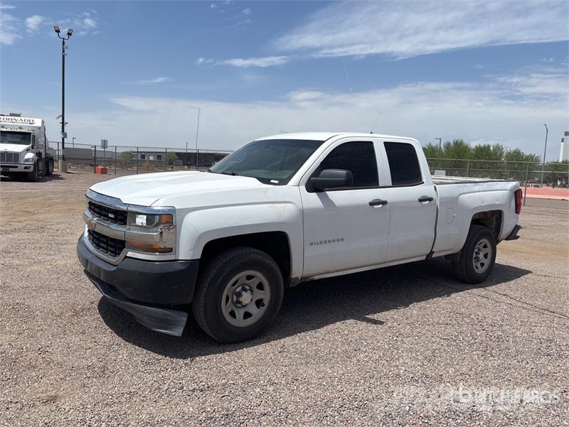 Chevrolet Silverado 1500 4x2 Extended Cab Pickup Άλλα Vans