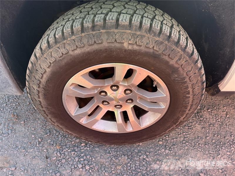 Chevrolet Silverado 1500 4x4 Extended Cab Pickup Прочие фургоны